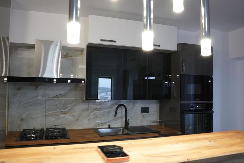 Apartament cu 3 camere în Ultracentral