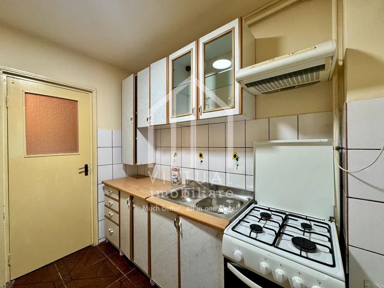 Apartament cu 3 camere decomandat în Vasile Aaron
