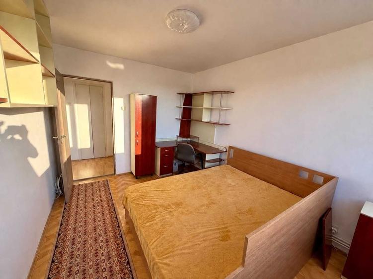 Apartament cu 2 camere semidecomandat în Tătărași