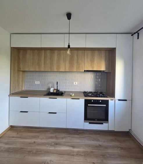 Apartament cu 2 camere decomandat, mobilat în Vitan Mall