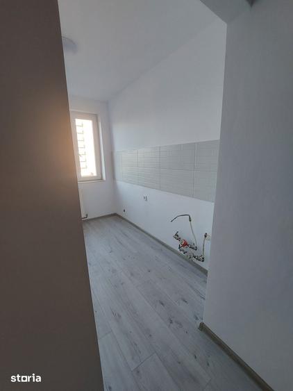 Apartament cu 2 camere semidecomandat în Rogerius
