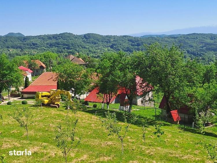 Casă cu 4 camere cu Teren 135 Mp în Certeju de Sus