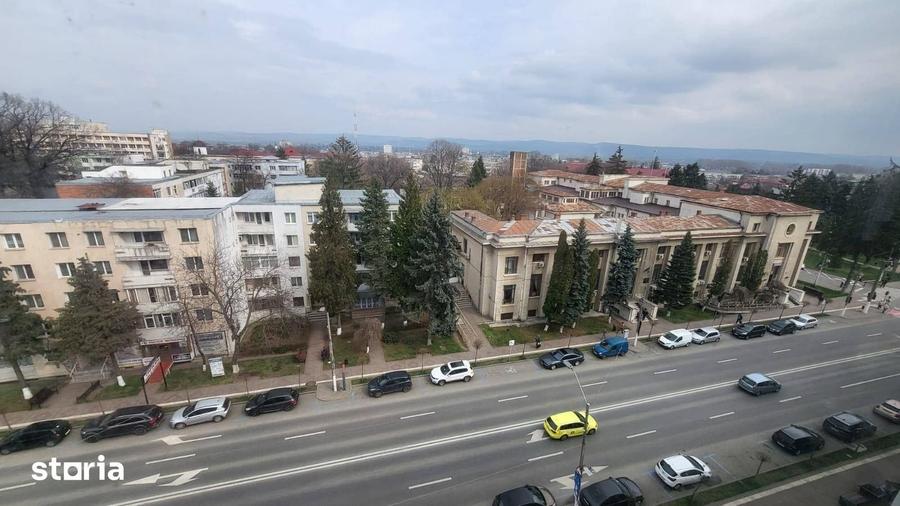 Apartament cu 3 camere în Ultracentral