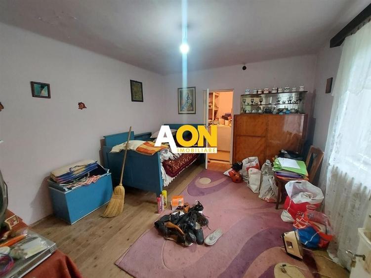 Casă individuală cu 5 camere cu Canalizare în Ciugud