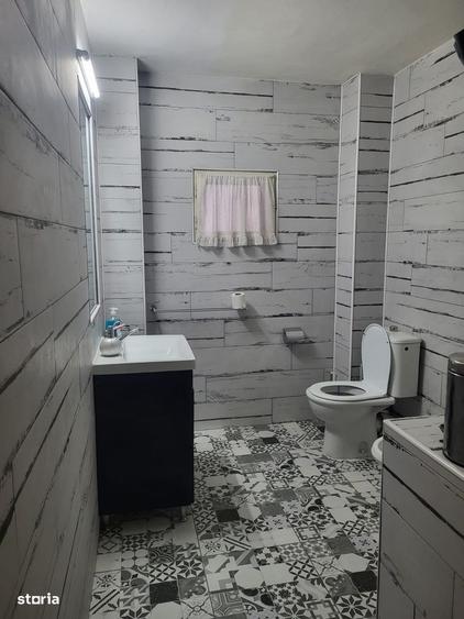 Casă cu 4 camere în Mangalia