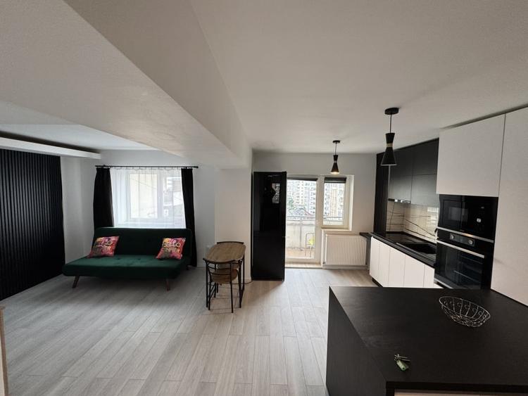 Apartament cu 2 camere decomandat în Ultracentral