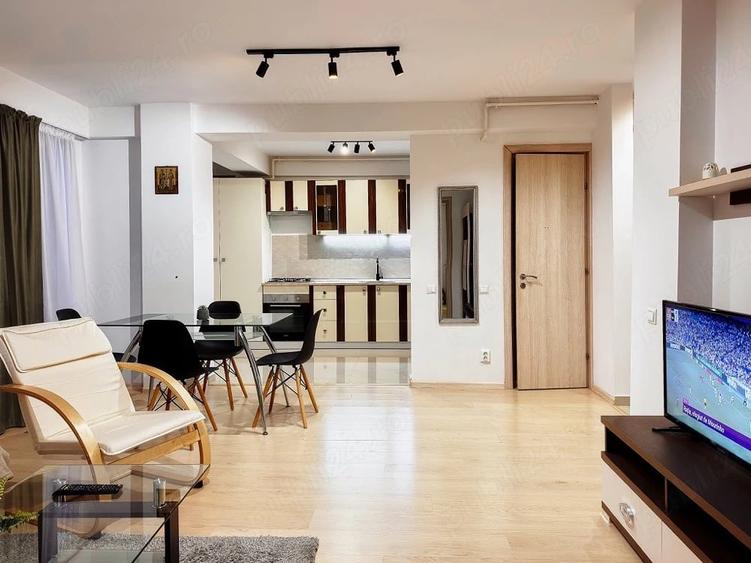 Apartament cu 2 camere semidecomandat în Gorjului