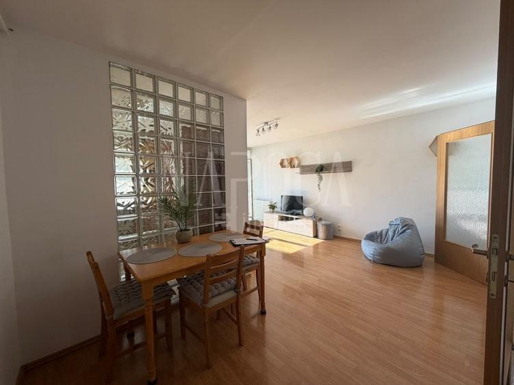 Apartament cu 3 camere semidecomandat în Gheorgheni