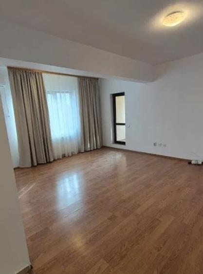 Apartament cu 2 camere semidecomandat în Eroii Revoluției