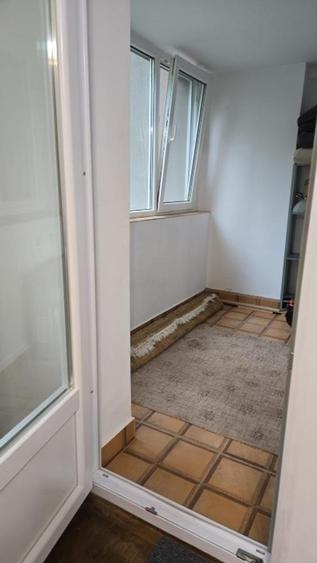 Apartament cu 2 camere, mobilat în Titan