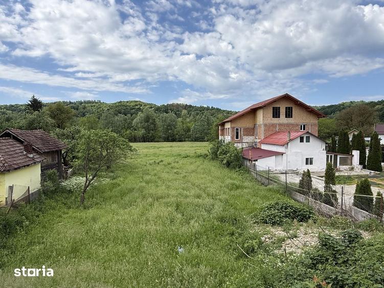 Teren de 1200 mp, în Provița de Sus