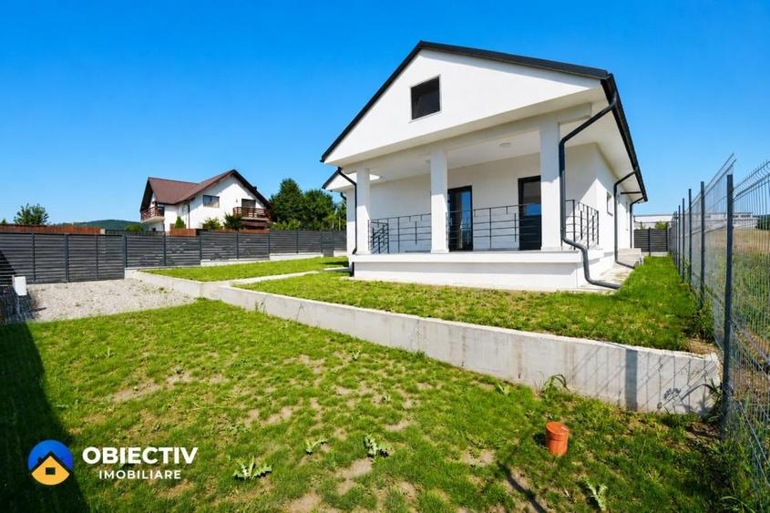 Casă cu 4 camere cu Teren 500 Mp în Est
