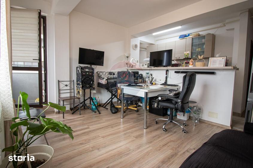 Apartament cu 2 camere decomandat în Chitila