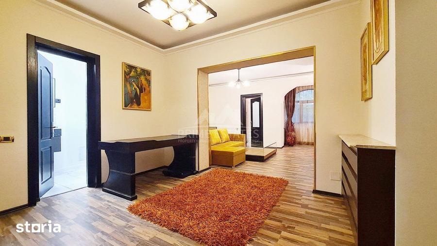 Apartament cu 3 camere, mobilat în Decebal