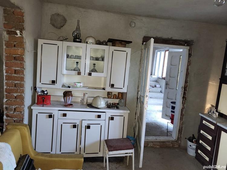 Casa caramida 3 camere teren 1629 mp Burlusi investitie Bucuresti - 2