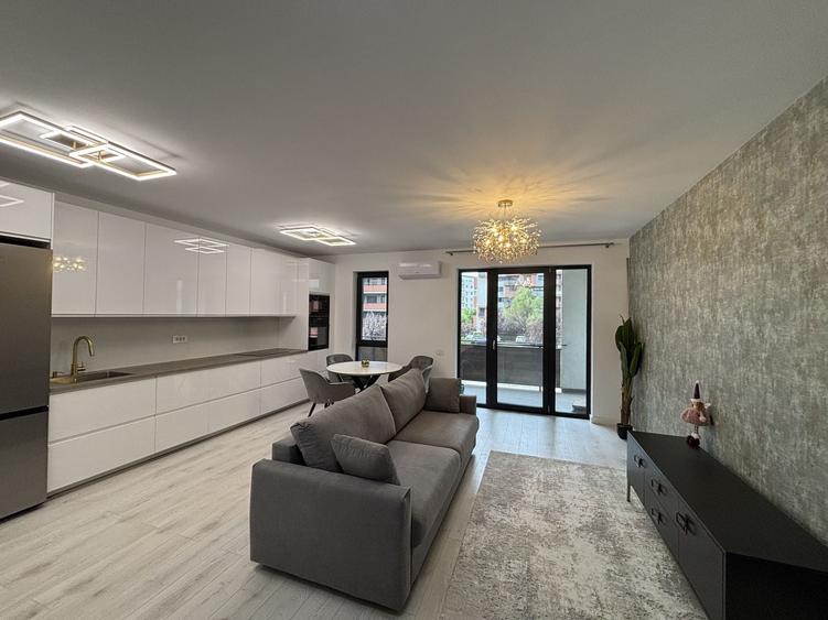 Apartament cu 2 camere decomandat, mobilat în Aradului