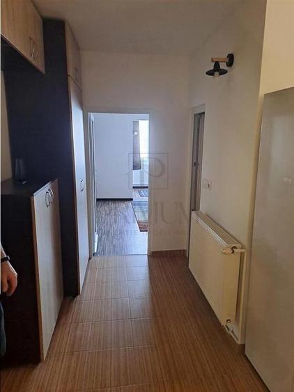 Garsonieră decomandată, mobilată în Freidorf