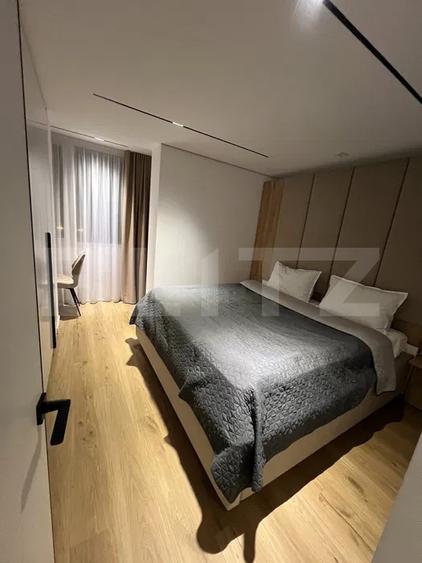Apartament cu 3 camere decomandat, mobilat în Ultracentral