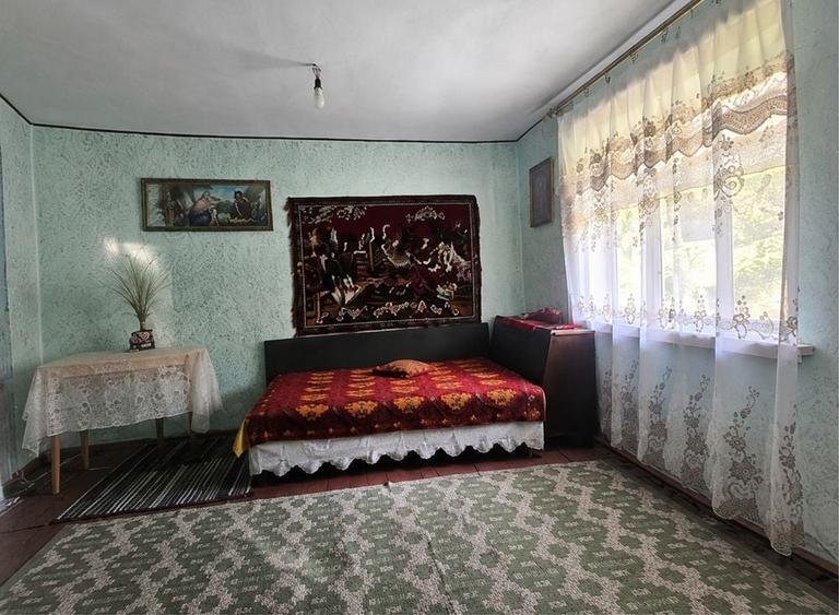 Casă cu 3 camere în Ferestrău-Oituz