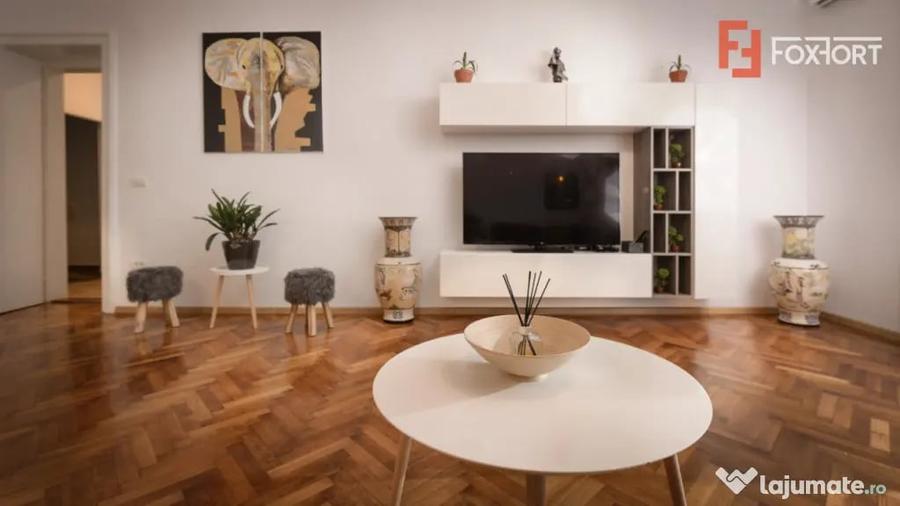 Apartament cu 4 camere, mobilat în Central