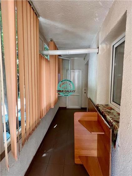 Apartament cu 3 camere decomandat, mobilat în 1848