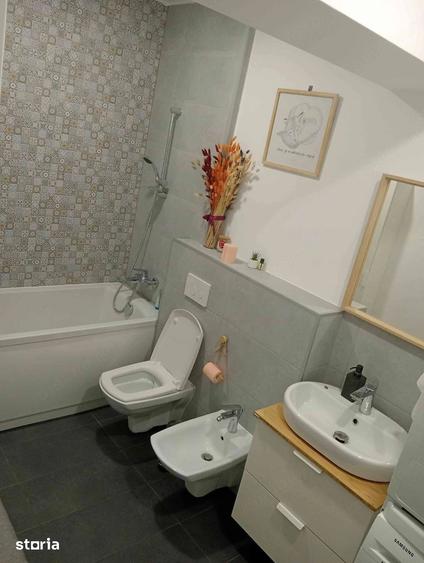 Apartament cu 3 camere decomandat în Străulești