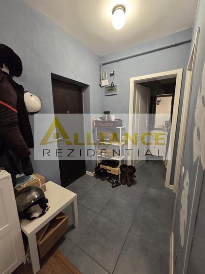 Garsonieră decomandată, mobilată în Berceni