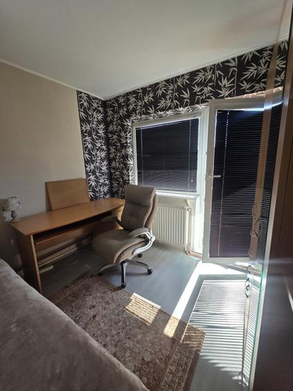 Apartament cu 3 camere decomandat în Scriitorilor