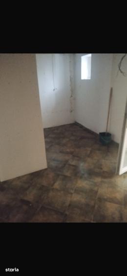 Apartament cu 4 camere în Central