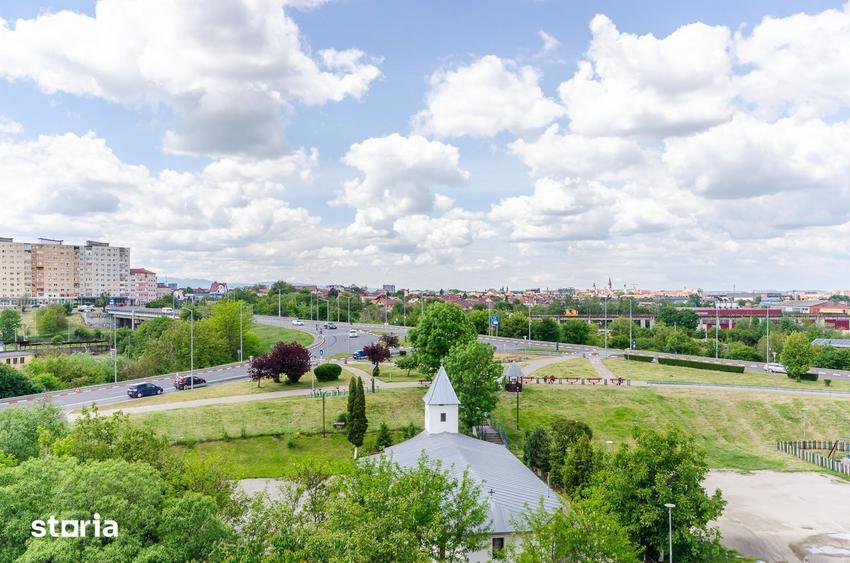 Apartament cu 3 camere decomandat în Vasile Aaron