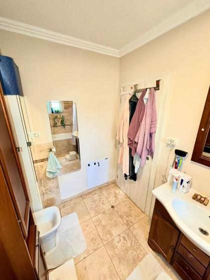 Duplex cu 3 camere cu Canalizare în Moșnița Veche