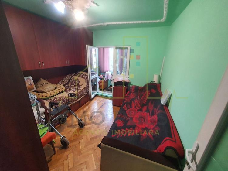 Apartament cu 3 camere decomandat, mobilat în Freidorf