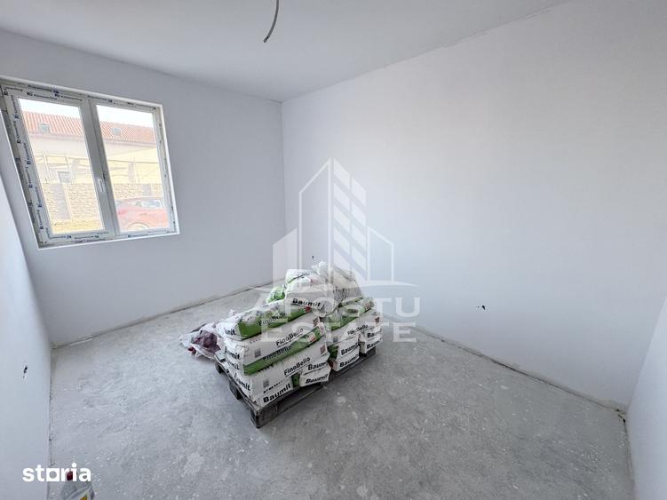 Casă cu 3 camere cu Teren 320 Mp în Ciarda Roșie