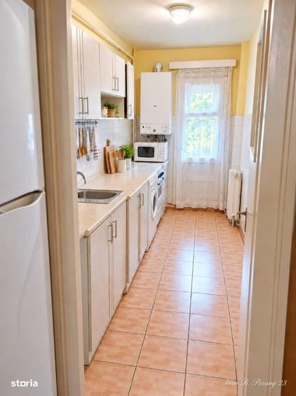 Apartament cu 3 camere în Ciupercenii Noi
