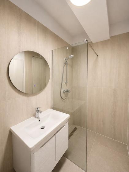 Apartament cu 3 camere decomandat în Circumvalațiunii