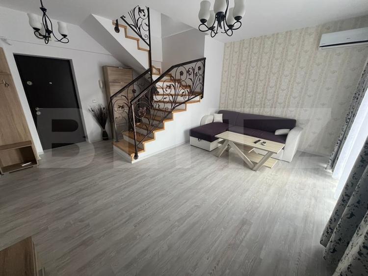 Penthouse duplex, de vanzare, cu 3 camere, 72 mp utili + 87 mp - 2