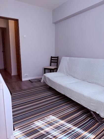 Apartament cu 3 camere decomandat, mobilat în Drumul Taberei