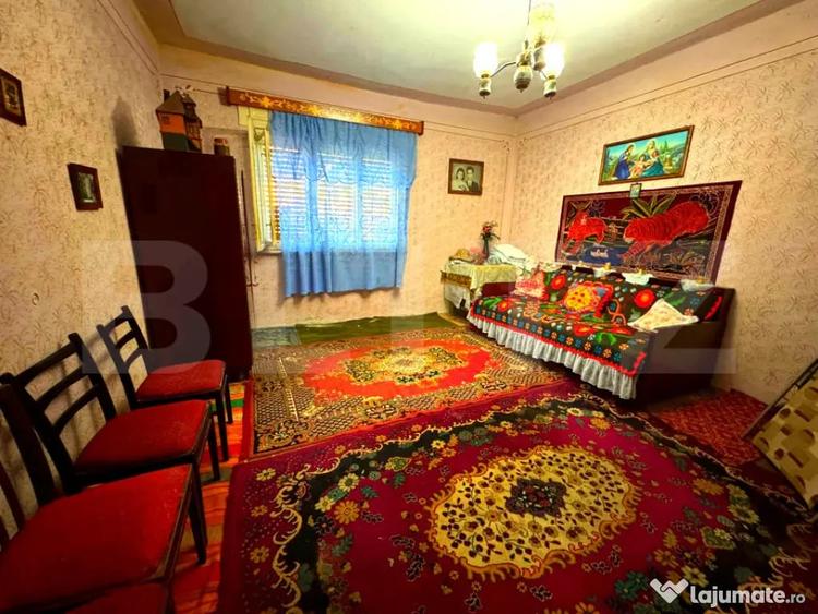 Casă cu 2 camere cu Teren 477 Mp în Central