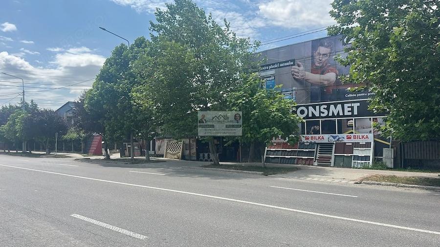 Spațiu comercial, de 800 mp, în Nord