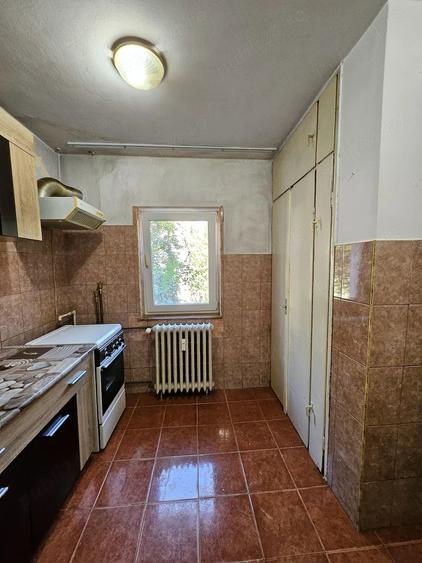 Apartament cu 2 camere semidecomandat în Micălaca