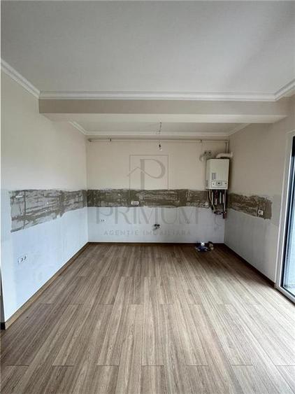 Apartament cu 3 camere decomandat în Giroc — fotografia 3