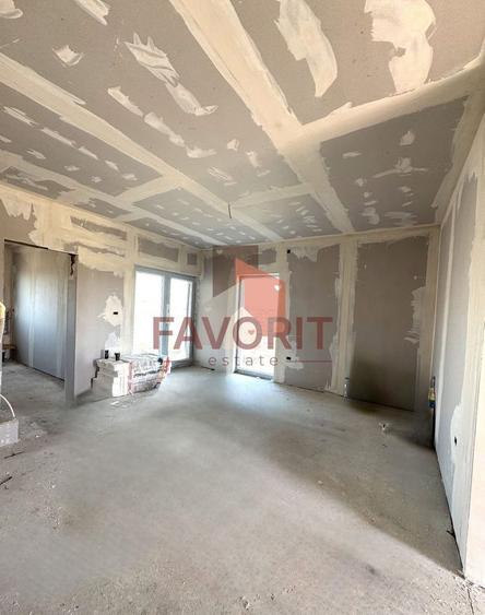 Duplex cu 4 camere cu Canalizare în Moșnița Nouă