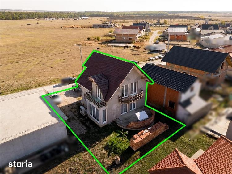 Casă cu 4 camere cu Teren 300 Mp în Sânmartin