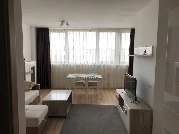 Apartament cu 2 camere decomandat în Complex Studențesc