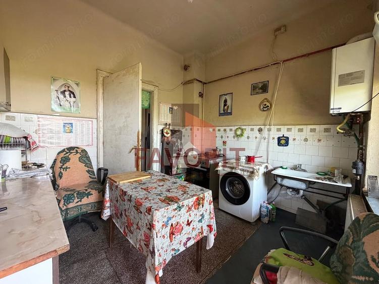 Casă cu Teren 804 Mp în Tipografilor