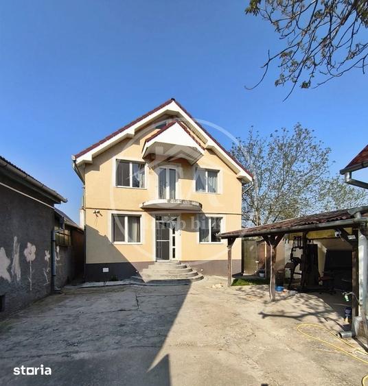 Casă cu 6 camere cu Teren 470 Mp în Episcopia Bihorului