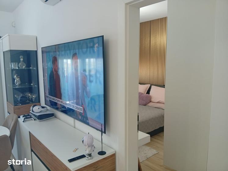 Apartament cu 2 camere decomandat în Central
