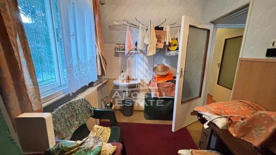 Casă cu 3 camere cu Canalizare în Girocului