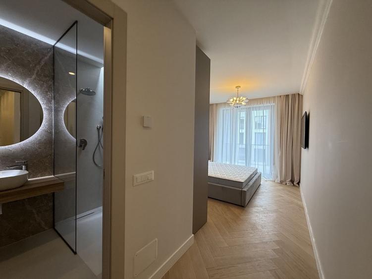 Apartament cu 4 camere în Pipera