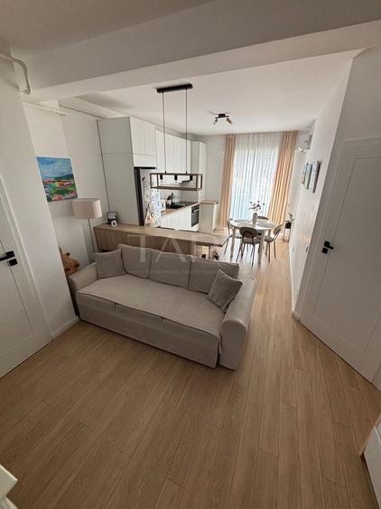 Apartament cu 2 camere decomandat, mobilat în Bulgaria